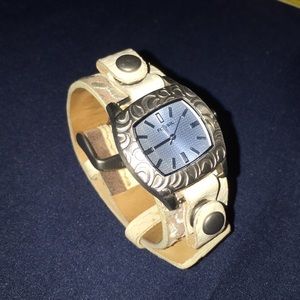 Fossil watch